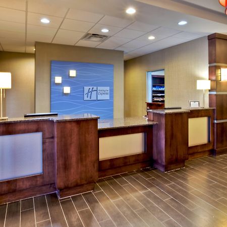 Holiday Inn Express & Suites Oak Ridge By Ihg Luaran gambar