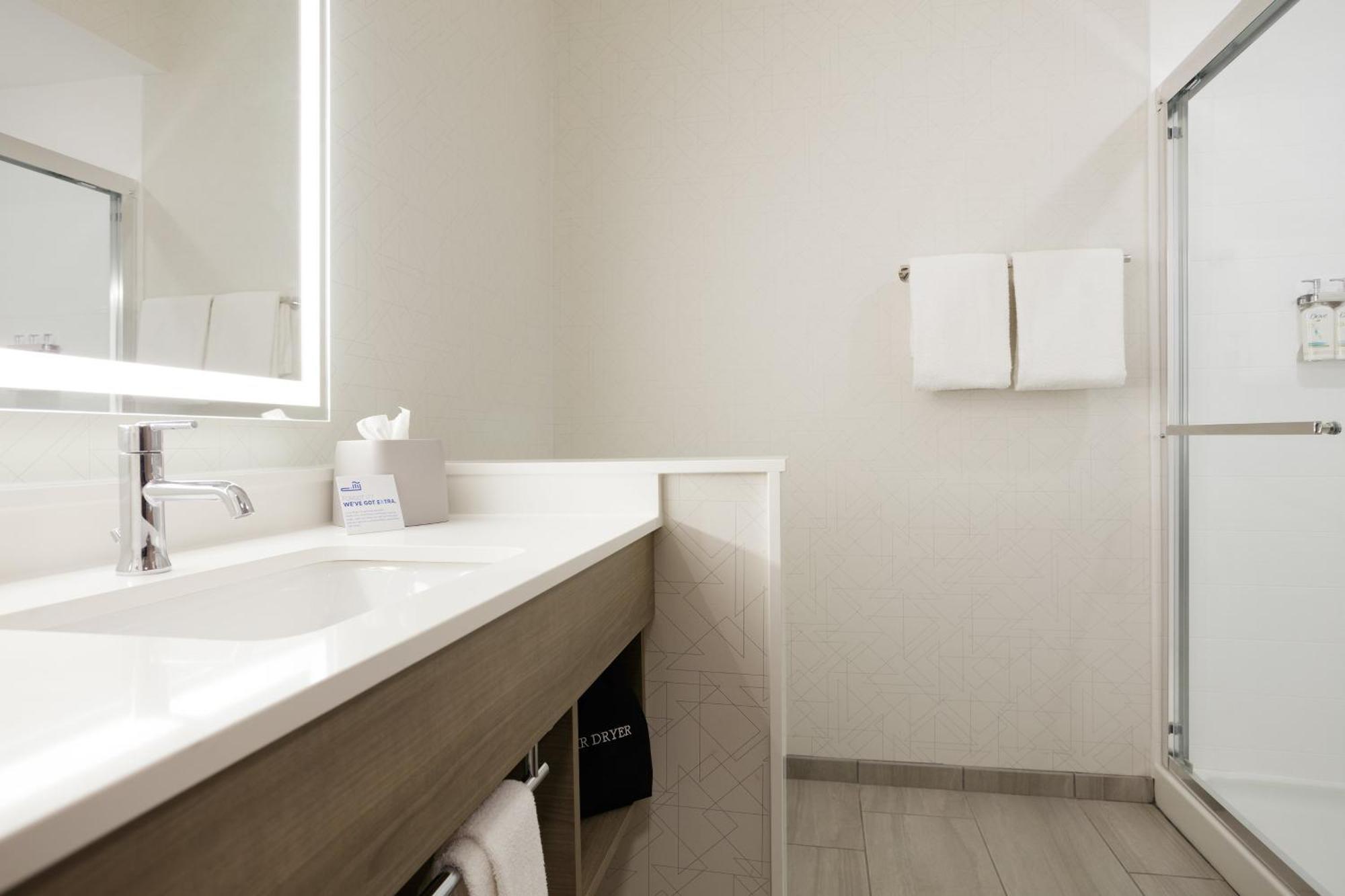 Holiday Inn Express & Suites Oak Ridge By Ihg Luaran gambar