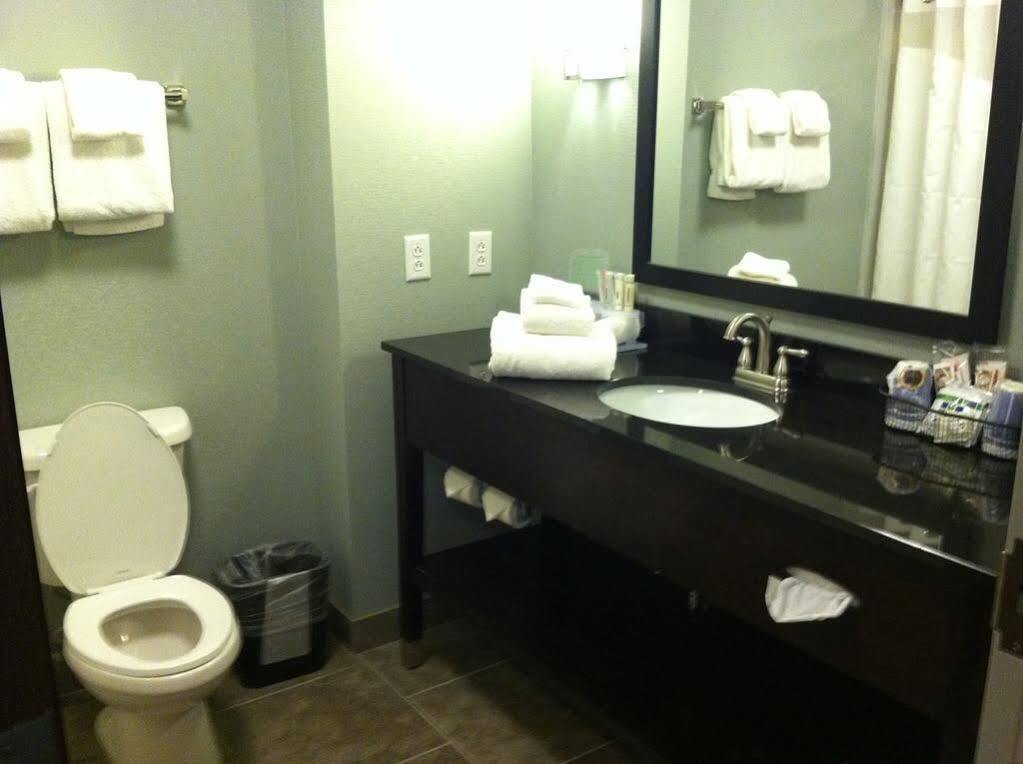 Holiday Inn Express & Suites Oak Ridge By Ihg Luaran gambar